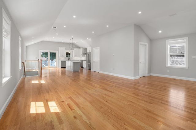 25 Locust St 2, Winthrop, MA 02152