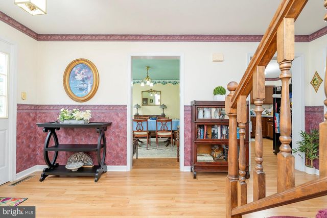 805 MULBERRY DR, Martinsburg, WV 25401