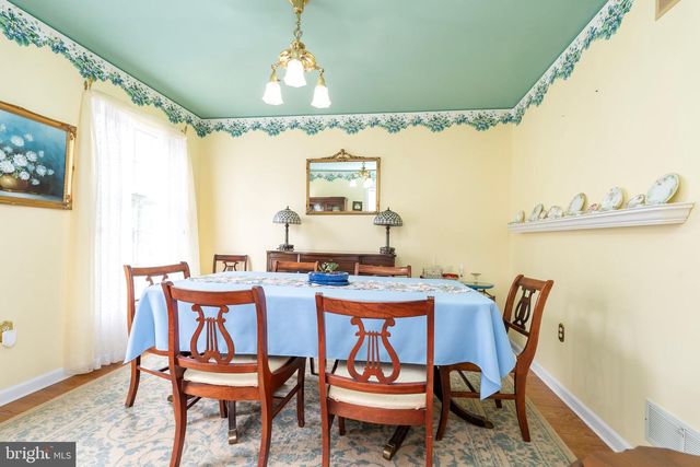 805 MULBERRY DR, Martinsburg, WV 25401