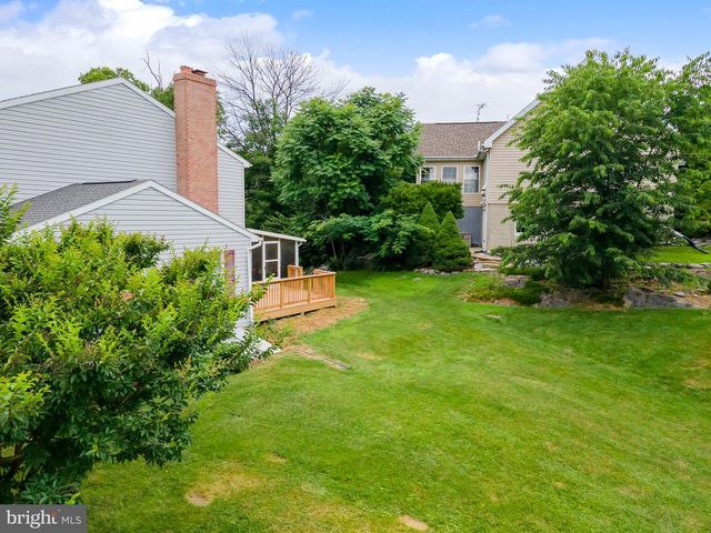 805 MULBERRY DR, Martinsburg, WV 25401