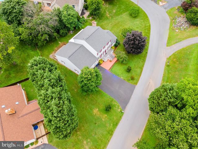 805 MULBERRY DR, Martinsburg, WV 25401
