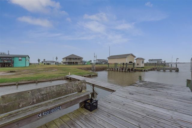 1725 Cr-441d, Brazoria, TX 77422