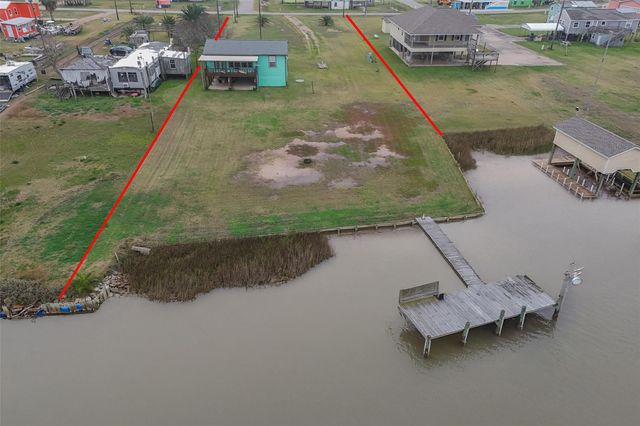 1725 Cr-441d, Brazoria, TX 77422