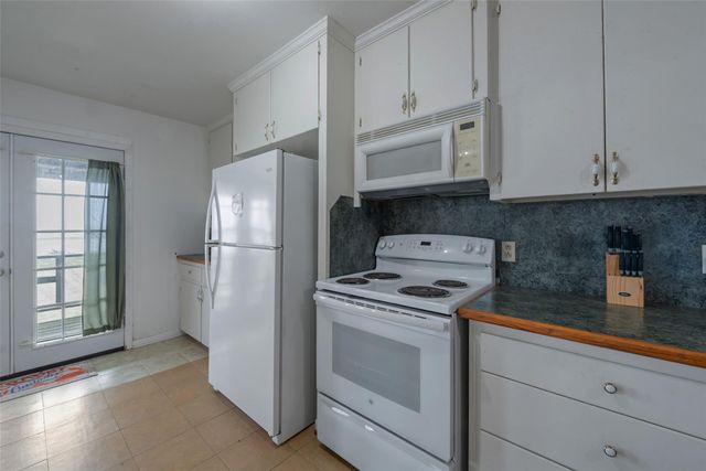 1725 Cr-441d, Brazoria, TX 77422