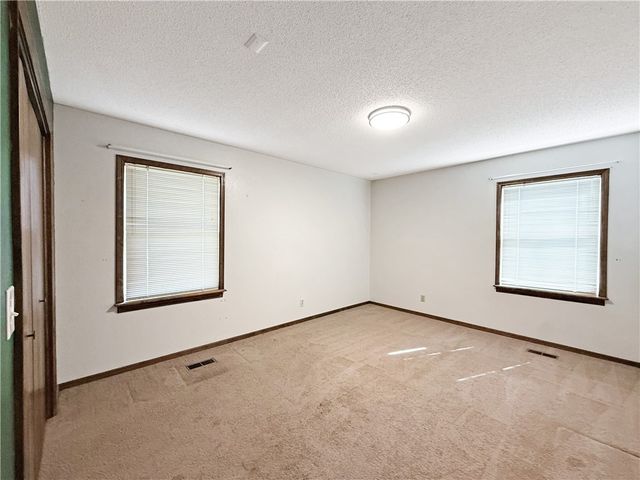 315 Fairway Lane, Fayetteville, AR 72701