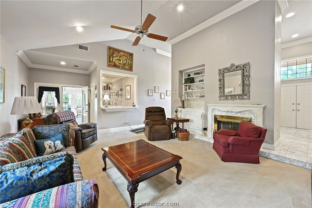 300 Chimney Hill Drive, College Station, TX 77840 — photo 5