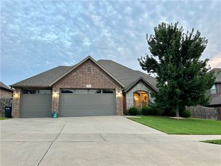 2512 S Horizon Boulevard, Rogers, AR 72758