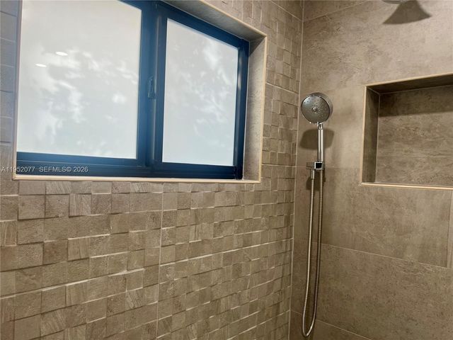 3532 Thomas Ave 3532, Miami, FL 33133