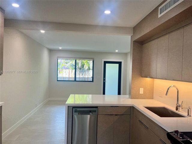 3532 Thomas Ave 3532, Miami, FL 33133