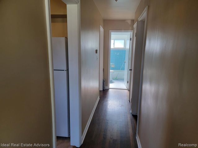 26053 Clancy Street, Roseville, MI 48066