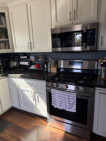 516 S Carroll Ave, Stockton, CA 95215