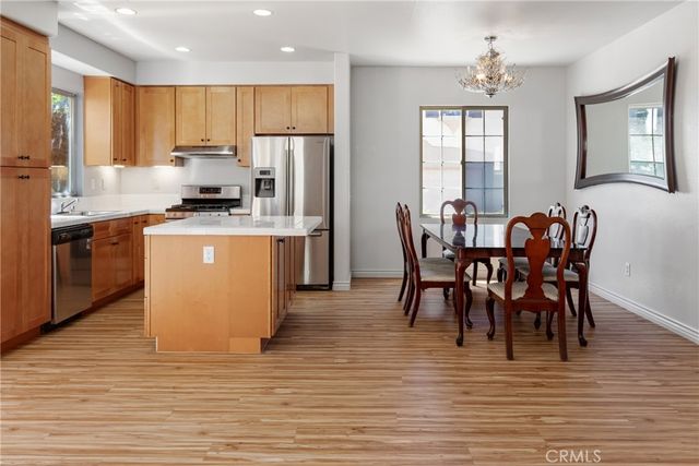 9193 Burnet Avenue, North Hills, CA 91343