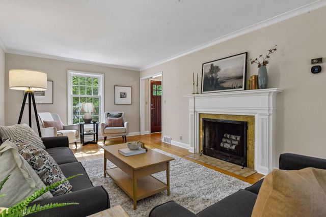 6 Edina Court, Edina, MN 55424