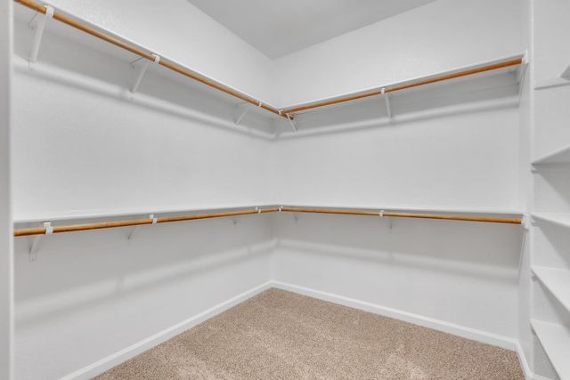 2140 Mabry Dr, Sacramento, CA 95835