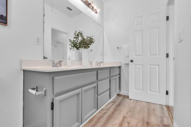 2140 Mabry Dr, Sacramento, CA 95835