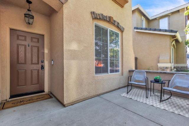 2140 Mabry Dr, Sacramento, CA 95835