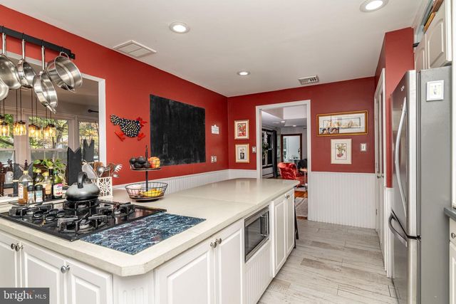 98 NANTUCKET TRL, Medford, NJ 08055