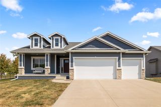 1709 NW Ridgeline Court, Ankeny, IA 50023