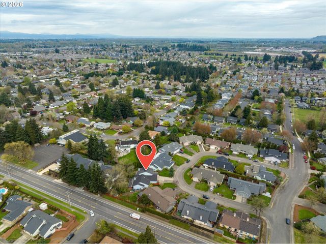 2738 DAYNA Ln, Eugene, OR 97408