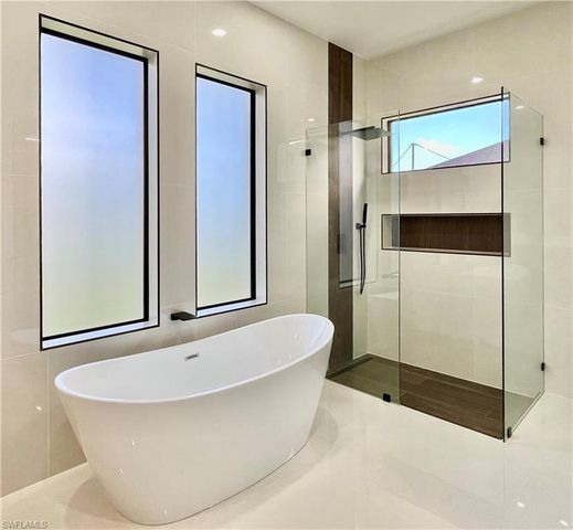 2341 NW 38th PL, Cape Coral, FL 33993
