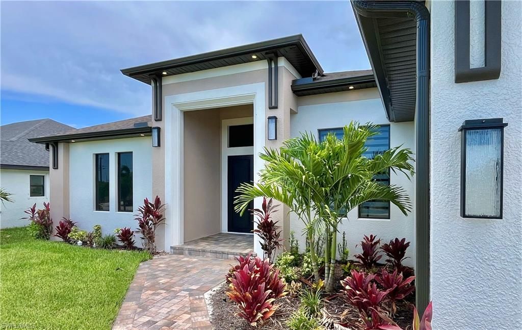 2341 NW 38th PL, Cape Coral, FL 33993