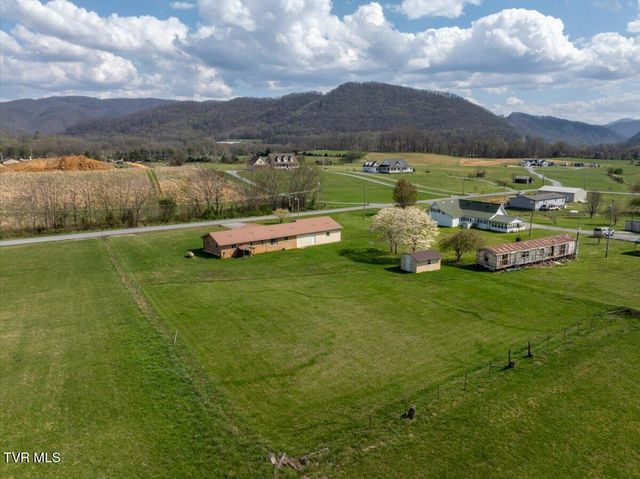 345 Arrowood Road, Jonesborough, TN 37659
