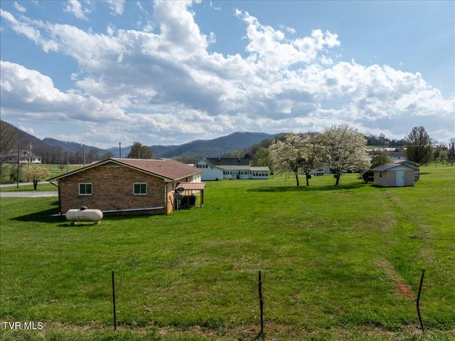 345 Arrowood Road, Jonesborough, TN 37659