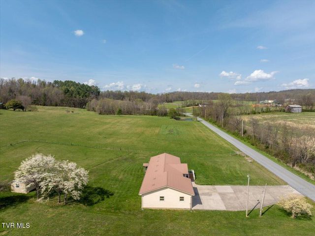 345 Arrowood Road, Jonesborough, TN 37659
