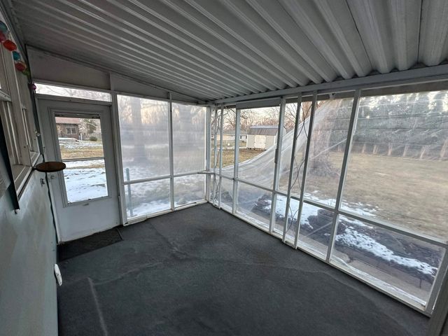 3314 Scenic Dr, Cedar Falls, IA 50613