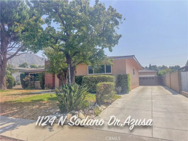1124 N Soldano Drive, Azusa, CA 91702