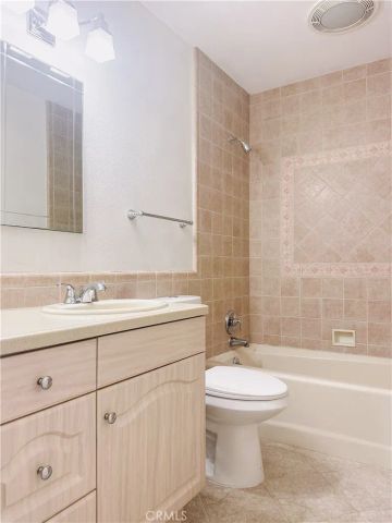 1124 N Soldano Drive, Azusa, CA 91702