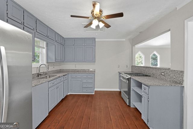 52 Omega Drive, Lawrenceville, GA 30044