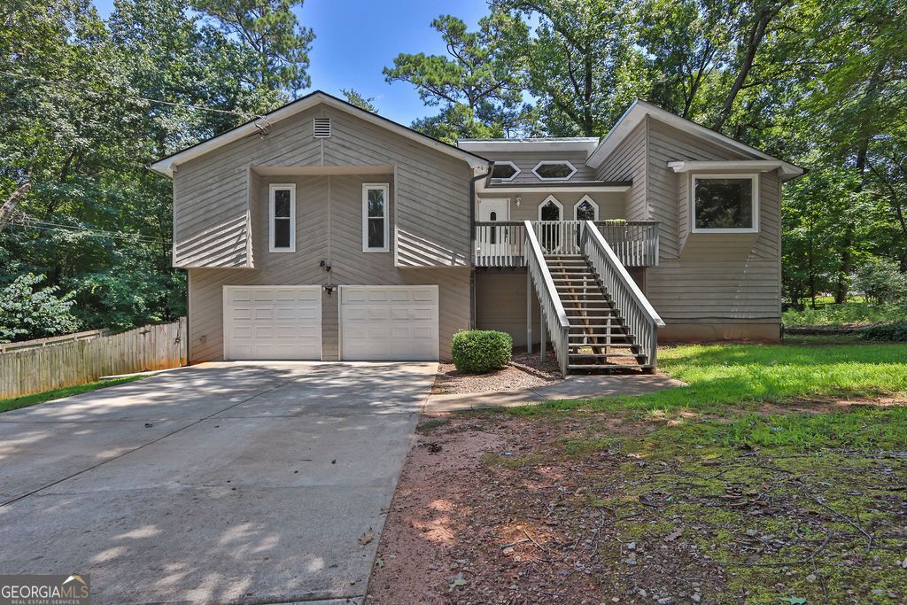 52 Omega Drive, Lawrenceville, GA 30044