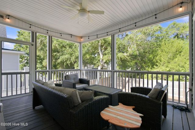 119 SW 12th Street, Oak Island, NC 28465