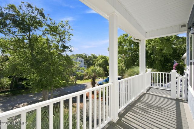 119 SW 12th Street, Oak Island, NC 28465