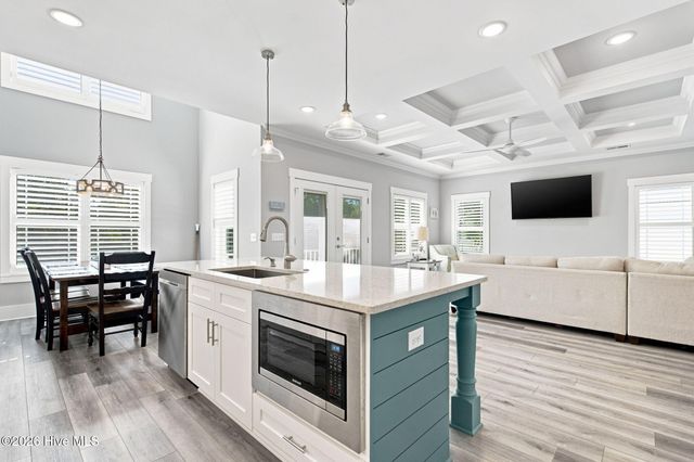 119 SW 12th Street, Oak Island, NC 28465