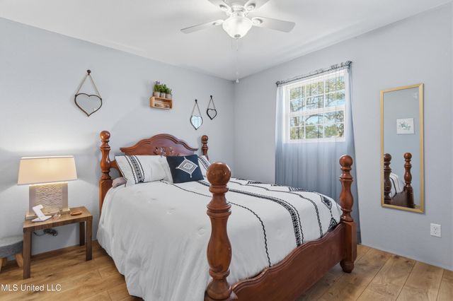 5015 1st Avenue, Bay Saint Louis, MS 39520