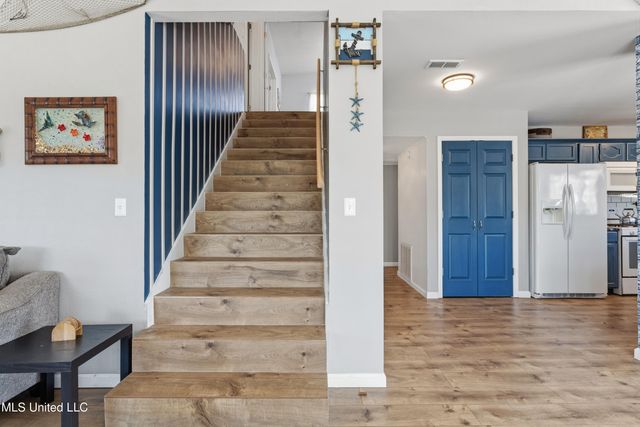 5015 1st Avenue, Bay Saint Louis, MS 39520