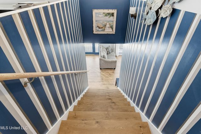 5015 1st Avenue, Bay Saint Louis, MS 39520