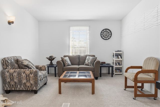 5015 1st Avenue, Bay Saint Louis, MS 39520