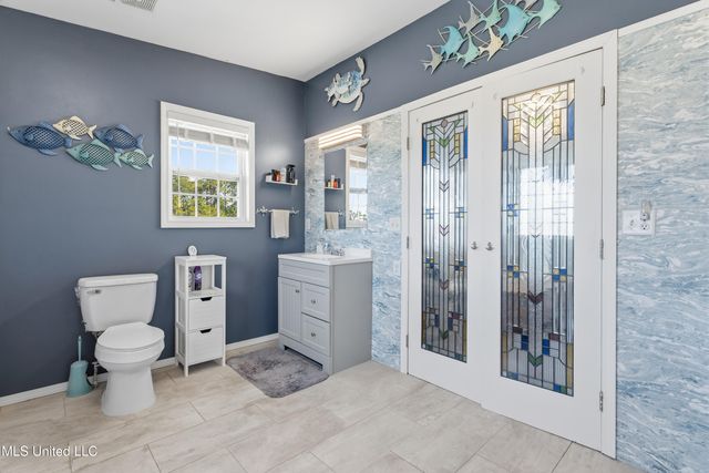 5015 1st Avenue, Bay Saint Louis, MS 39520