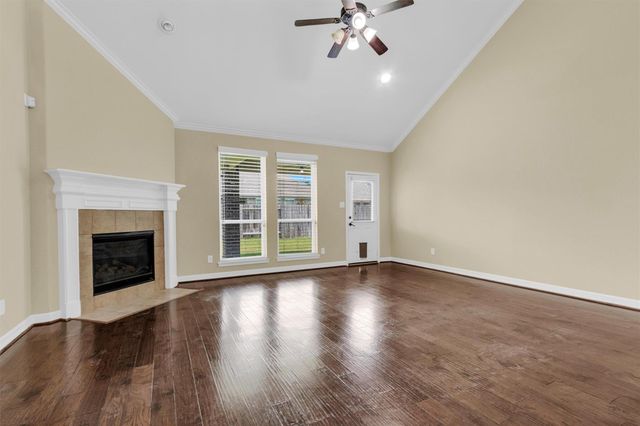 25314 Pineglen Terrace Drive, Spring, TX 77389