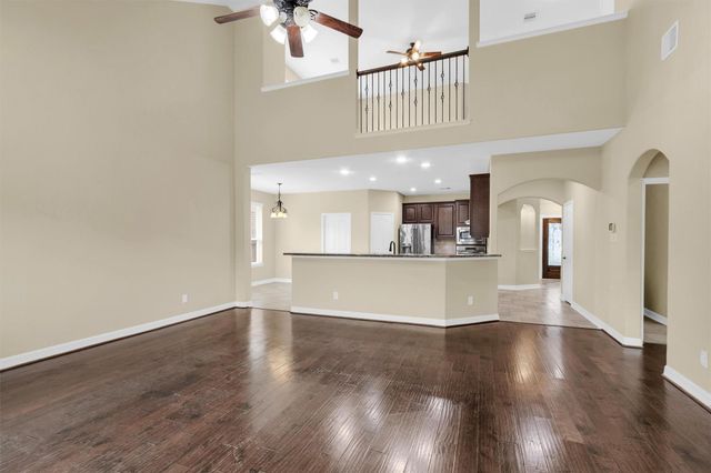 25314 Pineglen Terrace Drive, Spring, TX 77389