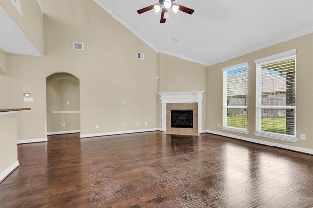 25314 Pineglen Terrace Drive, Spring, TX 77389