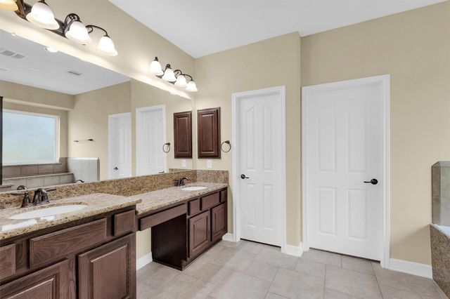 25314 Pineglen Terrace Drive, Spring, TX 77389
