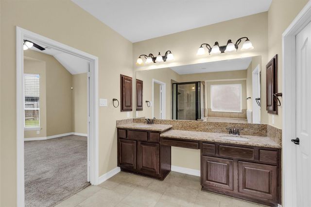 25314 Pineglen Terrace Drive, Spring, TX 77389