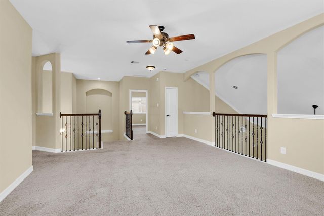 25314 Pineglen Terrace Drive, Spring, TX 77389