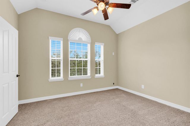 25314 Pineglen Terrace Drive, Spring, TX 77389