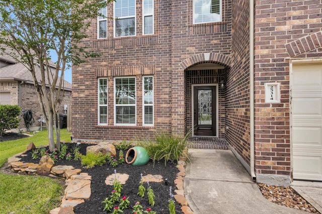 25314 Pineglen Terrace Drive, Spring, TX 77389