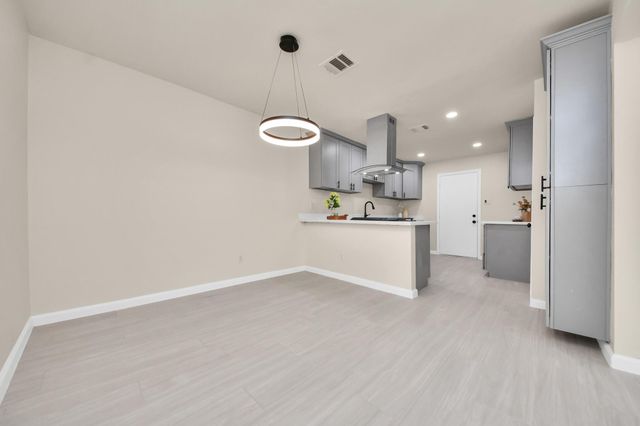7707 Lumber Jack Drive, Houston, TX 77040